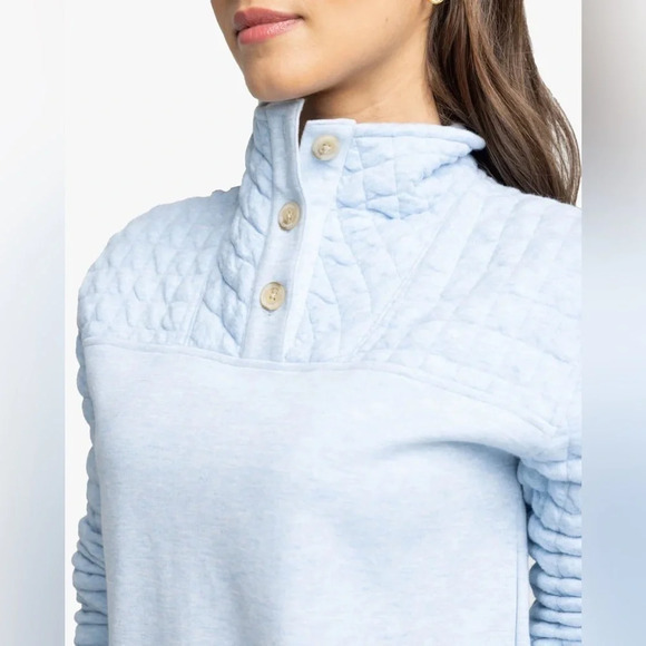 Southern Tide Kelsea Quilted Heather Pullover Color Dream Blue - Picture 4 of 8